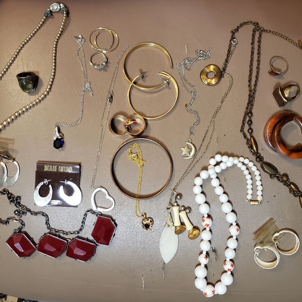 Jewelry Lot Vintage Estate Items